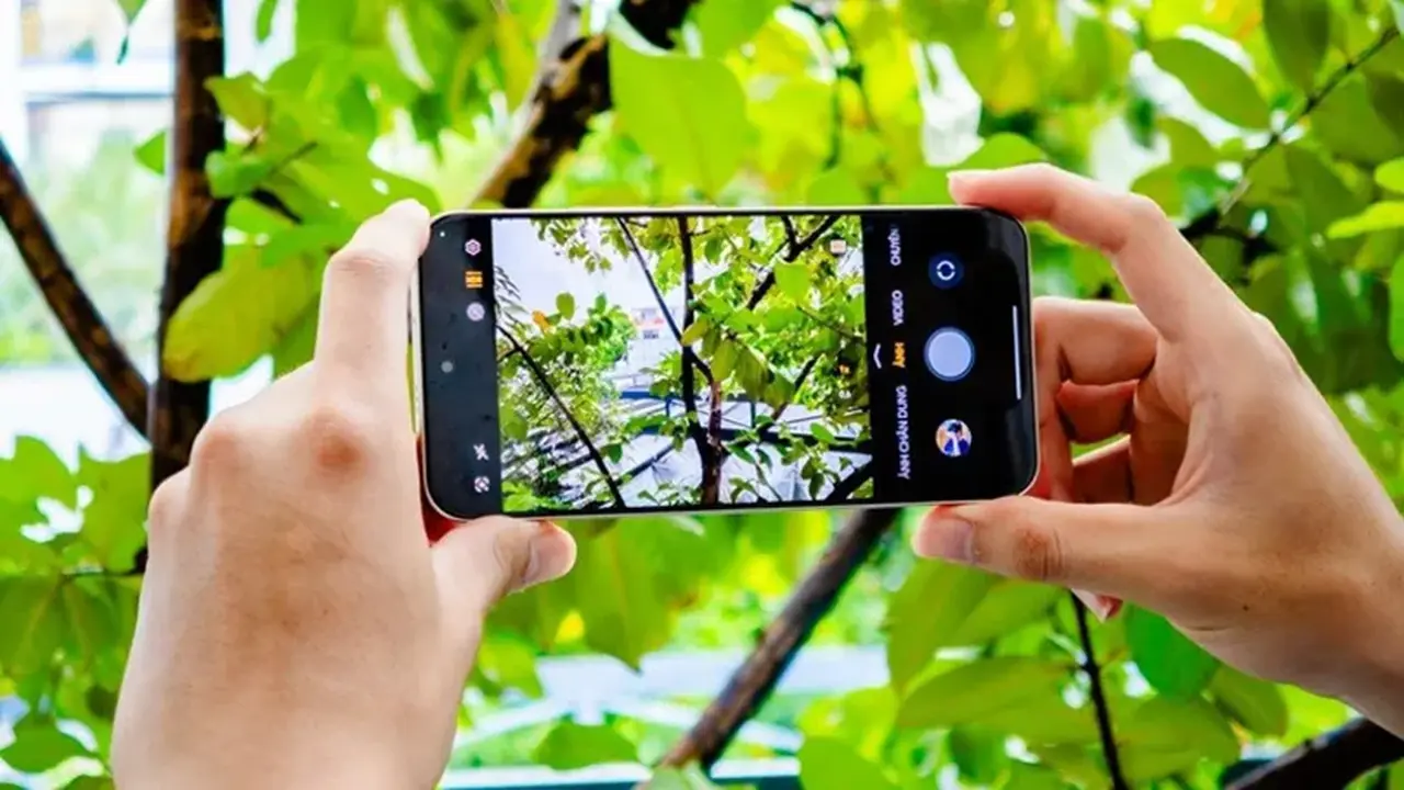 هل هاتف HONOR 400 يستحق الاستثمار بأدائه الممتاز وسعره المعقول؟